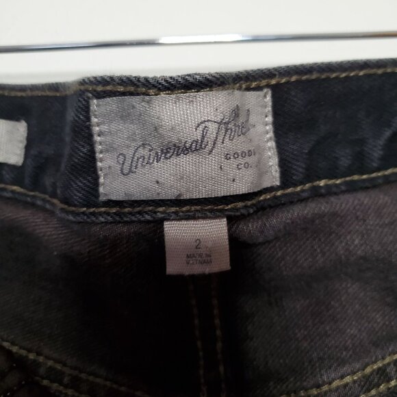 Denim Shorts Bundle 2 Piece Womens Size 2 Universal Thread & Old Navy Frayed Hem - Picture 5 of 9